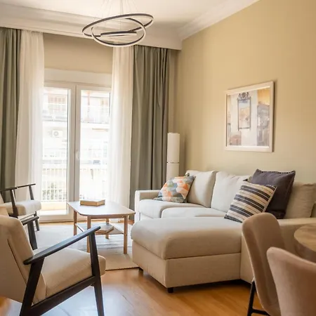 Spacious Stylish Luxurious Apartament Saloniki