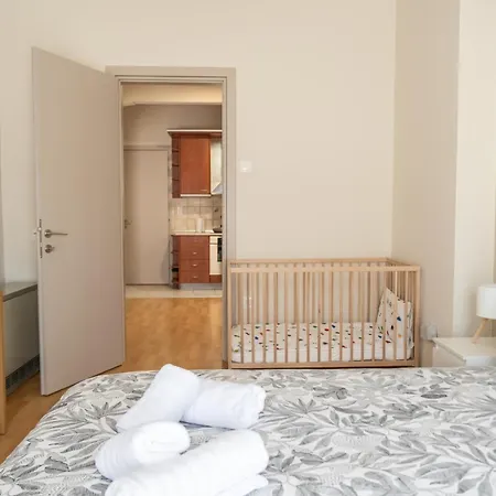 Spacious Stylish Luxurious Apartament *