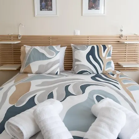 Spacious Stylish Luxurious *