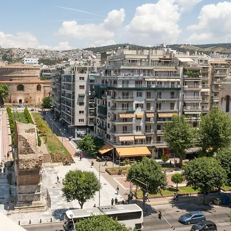 Spacious Stylish Luxurious Apartament Saloniki